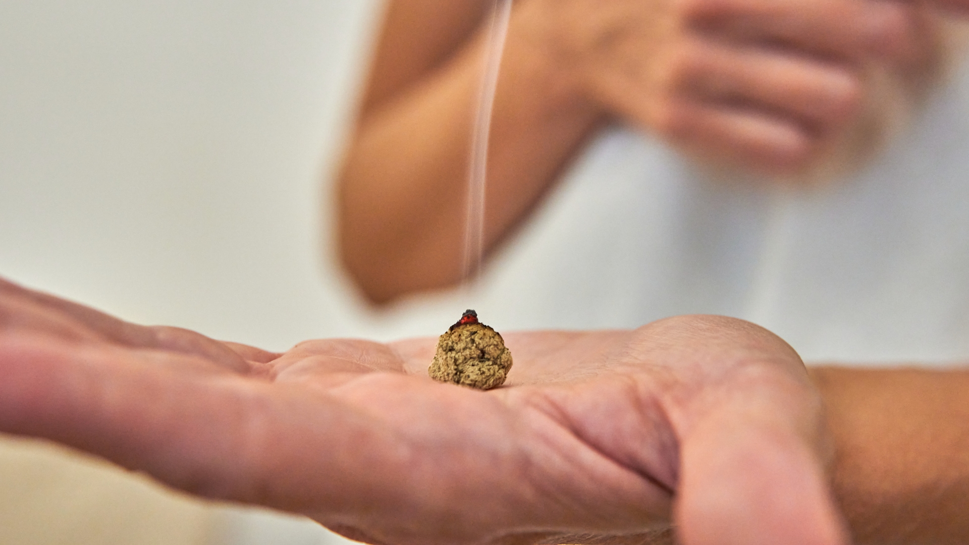 The Healing Heat of Moxibustion: A Traditional Chinese Medicine Staple